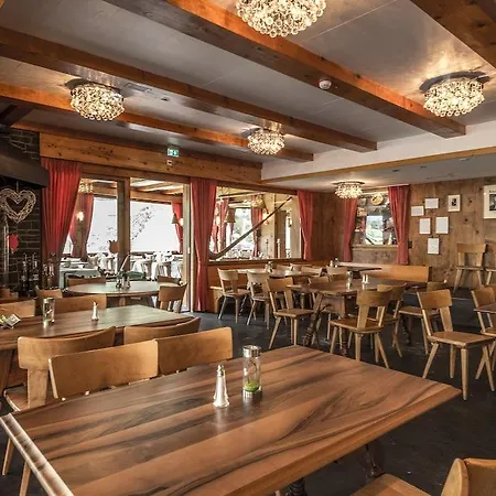 Hotel Restaurant Baenklialp 3*