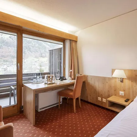 Restaurant Baenklialp מלון