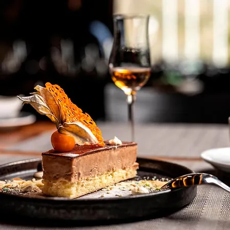 Restaurant Baenklialp מלון 3*