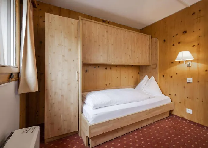 Hotel Restaurant Baenklialp 3*